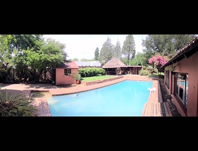 1 bed property to rent in FONTAINEBLEAU